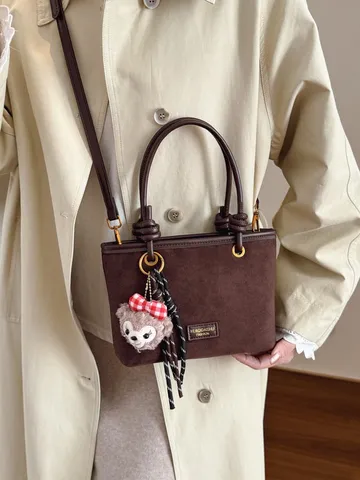 Damen Mode PU Wildleder Eimertasche Leopardenmuster Kleine Umhängetasche Mit Teddybär-Anhänger Pendler Crossbody Handtasche