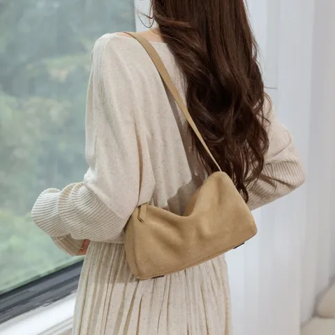 Minimalist Frosted Split Cowhide Leather Shoulder Bag For Women Vintage Solid Color Cylindrical Underarm Pillow Bag Korean Style Fashion Handbag