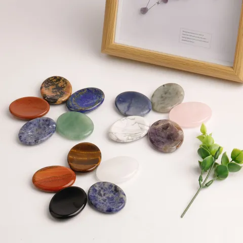 Natuurlijke Kristal Zorgensteen Ovaal Gepolijste Palmsteen Genezende Energie Massage Gua Sha Steen Voor Stressvermindering Home Decor