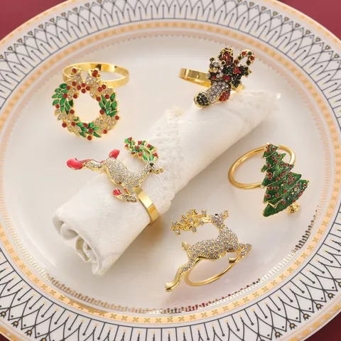 Christmas Napkin Rings Zinc Alloy Rhinestone Reindeer Tree Wreath Design For Holiday Table Decor Hotel Banquet Party Supplies
