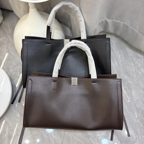 Luxury Genuine Cowhide Nappa Leather Tote Bag For Women Minimalist Large Capacity Tassel Handbag Vintage Commuter Shoulder Bag High End Fashion Purse