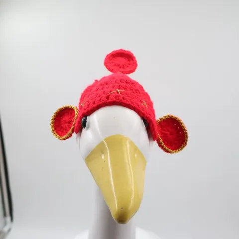 Handmade Crochet Knitted Pet Hat For Goose Prop Strawberry God Of Wealth Decorative Costume Hat For Porch Goose Decor Accessory