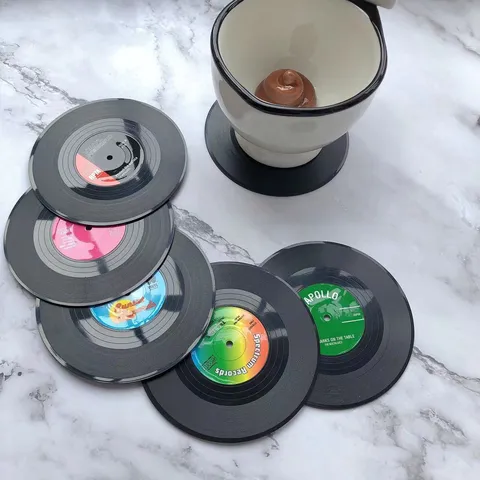 Retro Vinyl Record Coasters Non Slip Heat Resistant Coffee Cup Mats Vintage Music Style Table Decoration Round Plastic Disc Pads
