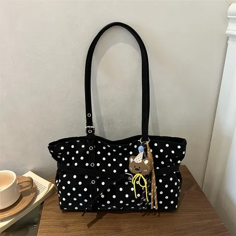 Bolso de Axila Dulce con Lunares Estilo Coreano para Mujer Bolso Tote de Cuero Sintético Gran Capacidad Con Colgante de Oso Bolso de Hombro