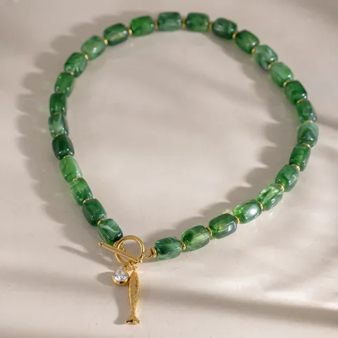 Vintage Tropical Fish Pendant Necklace Green Resin Bead Zirconia Pendant Stainless Steel OT Buckle Ins Fashion Jewelry For Women