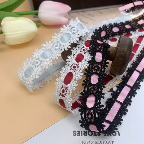 Bestickt Spitzenbesatz Band 2.2cm Breite Polyester Aushöhlung Spitze Stoff Für DIY Handwerk Nähen Bekleidung Dekoration Geschenkverpackung Zubehör