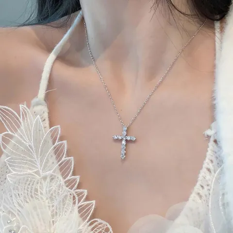 Fashion Zinc Alloy Rhinestone Cross Necklace For Men Women Hip Hop Silver Color Clavicle Chain Minimalist Jewelry Gift