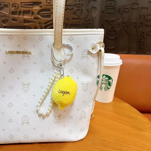 Cute Simulated Lemon Fruit Keychain With Artificial Pearl Chain Resin Simulation Fruit Bag Pendant Heart Clasp Car Key Ring