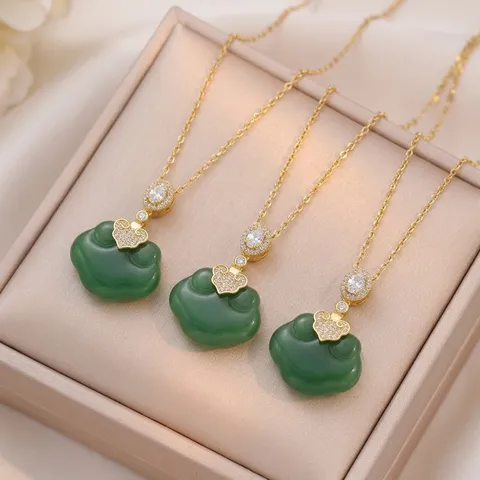 Titanium Steel Necklace For Women Retro Emerald Green Zirconia Pendant Fish Tail Angel Wings Infinity Symbol Artificial Pearl Inlaid Fashion Jewelry Accessories