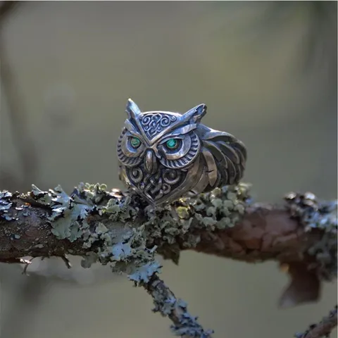 Bague Hibou Punk Vintage Couleur Argent Rétro Alliage Strass Yeux Verts Nœud Celtique Gothique Hip Hop Bijoux Bague Unisexe Hommes Femmes