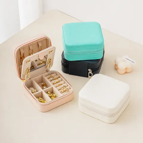 Portable PU Leather Jewelry Box With Mirror Small Travel Jewelry Organizer For Rings Earrings Necklaces Solid Color Case