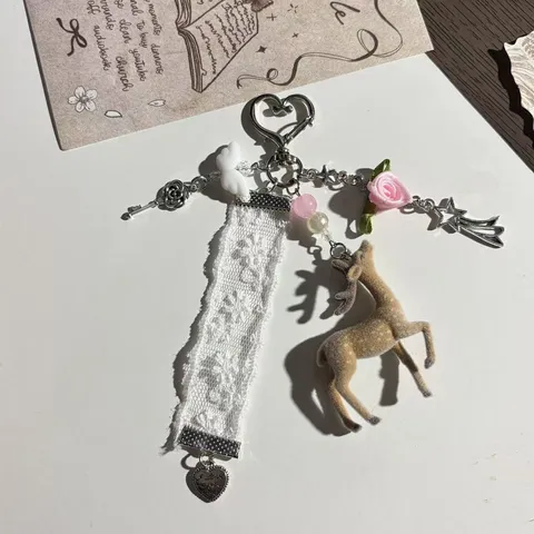 Catenina per Telefono in Stile Coreano Con Cervo in Pizzo Pendente per Borsa Fatto a Mano Con Perline Ciondoli a Forma di Cuore Stella Chiave Accessori da Donna