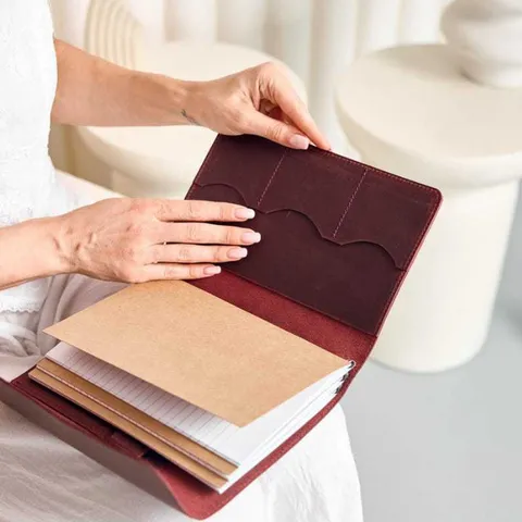 Organisateur de Carnet A5 en Cuir PU Rétro Dossier de Rangement pour Reliure de Padfolio Professionnel Multifonctionnel pour Bureau