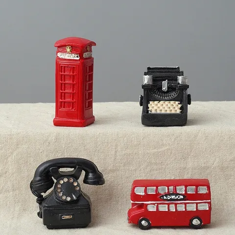 Miniature American Retro Resin Model Figurines Vintage Nostalgic Desktop Decoration Camera Radio Gramophone For Children Room Home Decor Ornaments
