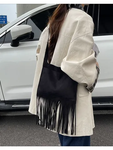 Vintage Suede Tassel Shoulder Bag For Women Bohemian Solid Color Crossbody Purse Long Fringes Messenger Bag Street Style