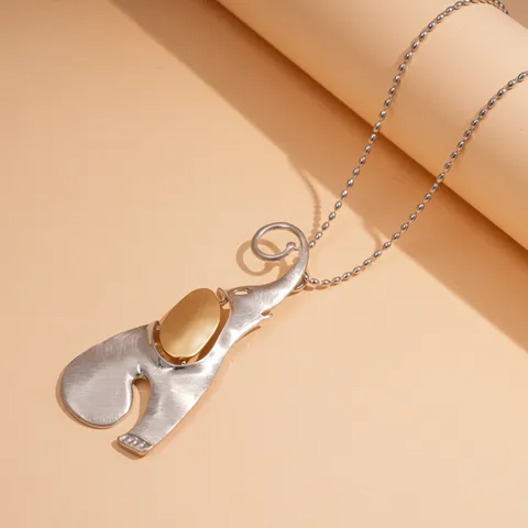 Fashion Stainless Steel Elephant Pendant Necklace For Women Retro Alloy Gold Silver Two-Tone Long Sweater Chain Jewelry