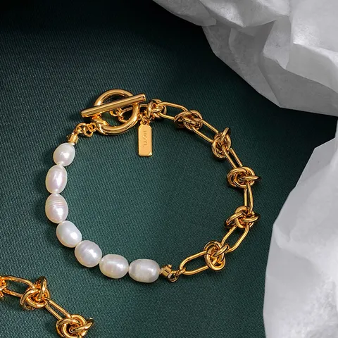 Elegantes Asymmetrisches Armband Mit Künstlicher Perle Und Knebelverschluss Für Damen 18K Vergoldet Knotenkette Modeschmuck