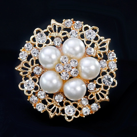 Vintage Legierung Blume Brosche Für Damen Mit Künstliche Perlen Strass Elegant Hohl Design Pin Für Hochzeit Party Geschenk