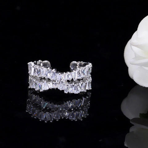 Luxus Kupfer Verstellbarer Zirkonia Ring Für Damen Roségold Silber Plattiert Rechteckiger Zirkonia Mikro-Fassung Offener Ring Schmuck