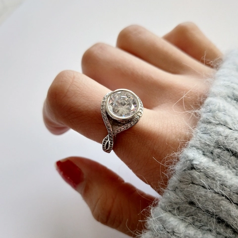 Runder Zirkonia Halo Ring 925 Sterlingsilber Gedrehtes Band Verstellbar Offen Verlobung Schmuck Für Damen