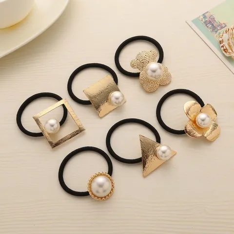 Elastici Per Capelli Con Künstliche Perle Imitazione Decorazione Geometrica Fiore Orso Lega Dorata Supporti Coda Di Cavallo