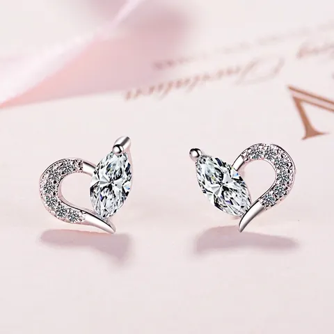 Eleganti Orecchini a Bottone in Zirconia a Cuore da Donna in Rame Placcato Oro Rosa Bianco Con Perno in Argento Sterling 925