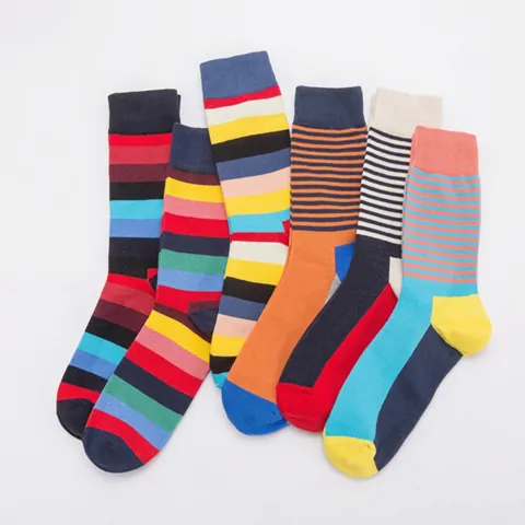 Bunte Gestreifte Mittelhohe Socken Für Damen Herren Lässige Baumwolle Atmungsaktiv Schweißabsorbierend Weiche Crew Socken Mode Sportsocken
