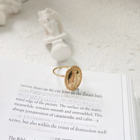 Vintage Religiöser Ring 925 Sterling Silber 18K Vergoldet Jungfrau Maria Madonna Wunderbare Medaille Oval Münz Relief Schmuck
