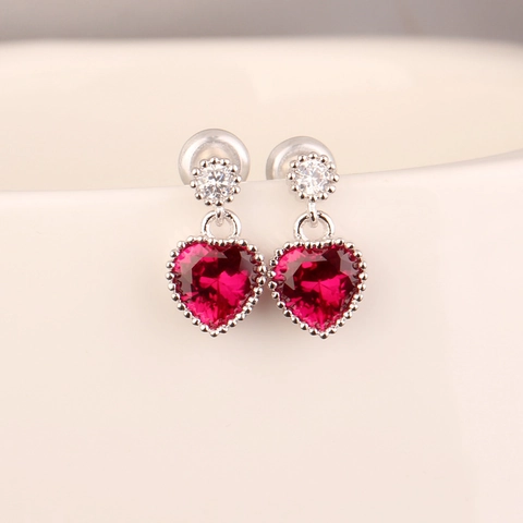 Elegante Hartvormige Synthetische Robijn Oorbellen Voor Dames 925 Sterling Zilver Stift Zirconia Ingelegd Verguld Sieraden Cadeau