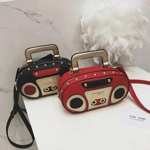 Borsa A Mano A Forma Di Radio Retrò Pelle PU Borsa A Tracolla Creativa Decorazione Con Borchie Moda Per Donna