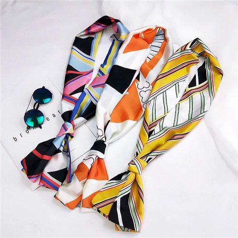 Foulard en Soie Longue en Satin Élégant pour Femmes Vintage Géométrique Chaîne Imprimée Foulard Bureau Dame Cheveux Sac Ruban Cravate Accessoire