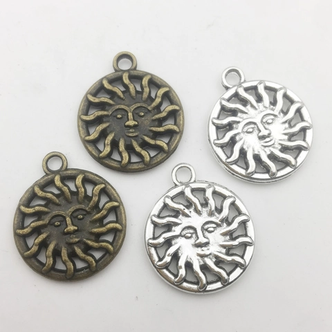 Ciondoli In Lega Celestiale Sole Luna Stella Meteora DIY Gioielli Charms Finitura Antica Per Collana Bracciale Artigianato
