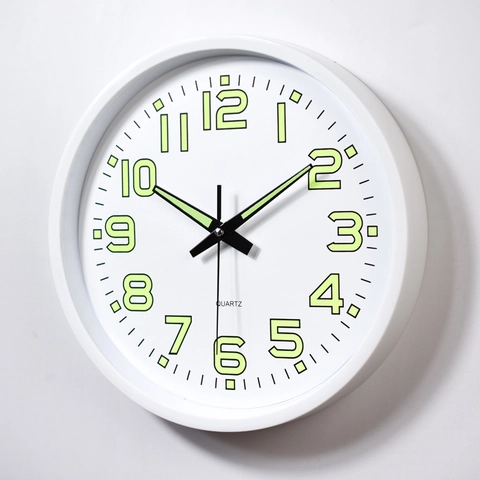 Lichtgevende Wandklok Kwartsuurwerk Stil Rond Kunststof Minimalistisch Modern Decor Voor Slaapkamer Woonkamer Kantoor