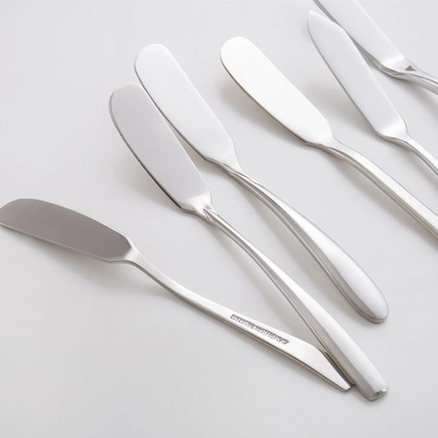 Stainless Steel Butter Knife Mirror Polished Jam Spreader Cheese Slicer Ergonomic Handle Minimalist Tableware Silver