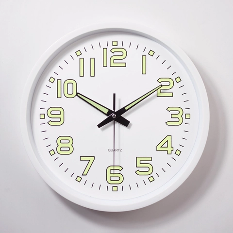 Lichtgevende Wandklok Kwartsuurwerk Stil Rond Kunststof Minimalistisch Modern Decor Voor Slaapkamer Woonkamer Kantoor
