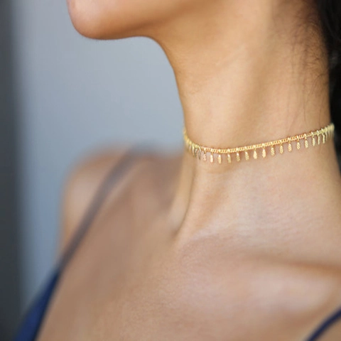Κολιέ Choker Με Ανάγλυφα Μενταγιόν Μεταλλική Αλυσίδα Μινιμαλιστικό Κόσμημα Για Γυναίκες