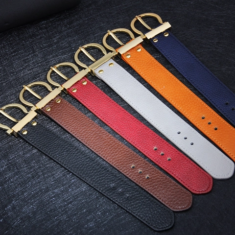 Women PU Leather Bracelet With Gold Horseshoe Buckle Fashion Minimalist Wide Cuff Bangle Lychee Texture