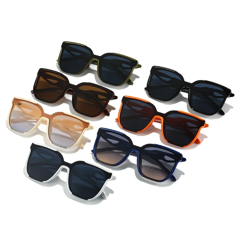 Square Sunglasses With Hollow Flame Temples UV400 Large Frame Fashion Eyewear For Cycling Driving Outdoor Women Men