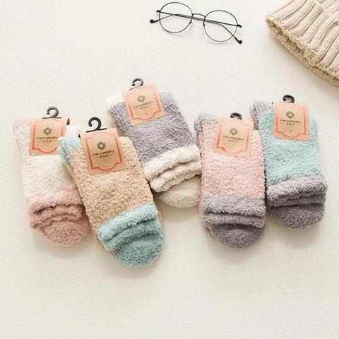 Damen Korallenfleece Schlafsocken Weich Flauschig Warm Verdickt Boden Haus Innen Mittelhoch Kontrastfarben Plüsch Komfort