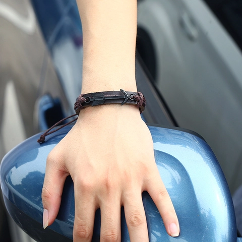 Pulsera De Cuero PU Trenzada Punk Con Amuleto De Flecha Y Ancla De Aleación Cuerda De Cáñamo Ajustable Joyería Retro