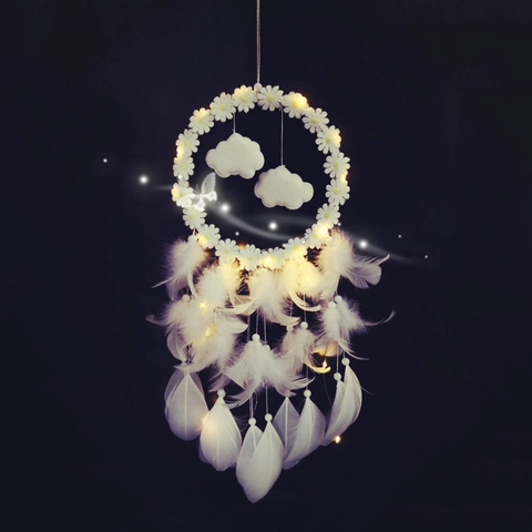 Dream Catcher Hanging Decoration Feather Iron Ring Daisy Flowers Cloud LED Lights Handmade Romantic Boho Home Wall Decor