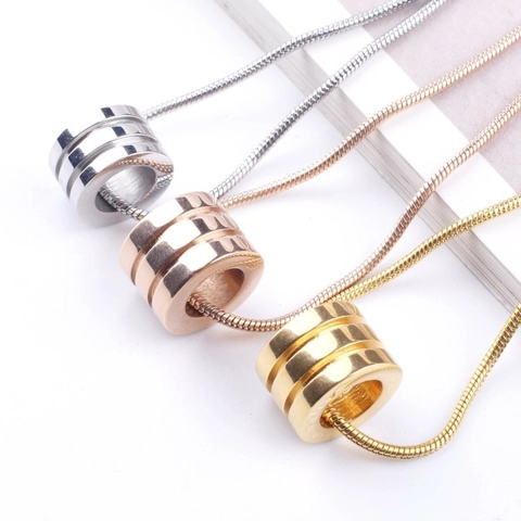 Collar de Pendiente Cilíndrico de Acero Inoxidable Minimalista para Hombres Mujeres Cadena de Serpiente Collar de Amuleto Geométrico