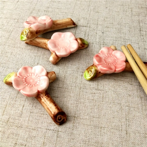 Soporte De Palillos De Cerámica Japonesa De Flor De Cerezo Porta Pinceles De Flor De Ciruelo Adornos De Mesa Decorativos