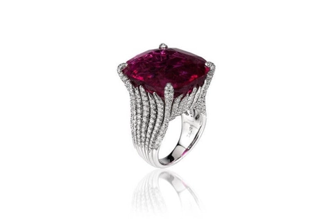 Luxury Brass Red Artificial Gemstone Ring Pave Rhinestone Geometric Crown Shape Finger Ring For Women Wedding Party Jewelry