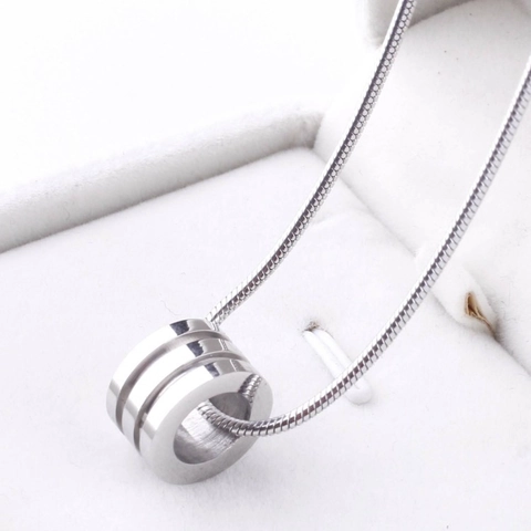 Collar de Pendiente Cilíndrico de Acero Inoxidable Minimalista para Hombres Mujeres Cadena de Serpiente Collar de Amuleto Geométrico