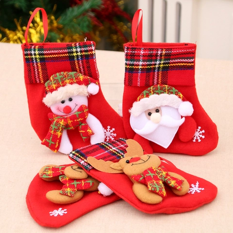 Calza Di Natale Flanella Rossa Con Figure 3D Babbo Natale Pupazzo Di Neve Renna Orso Decorazione Da Appendere