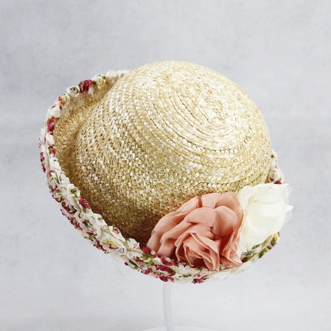 Women Straw Boater Hat Flat Top Summer Beach Sun Shade Hat Elegant Floral Lace Ribbon Polka Dot Mesh Decoration