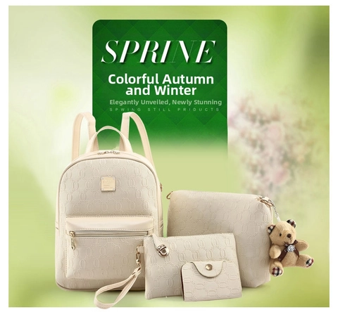 Combinaison de Sac à Dos en Cuir PU Mode pour Femme Motif de Chaîne Gauffré Sac à Bandoulière Décontracté Main et Porte-monnaie avec Charme d'Ours