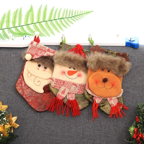 Calze Di Natale Tessuto Peluche Cartone Animato Babbo Natale Pupazzo Di Neve Renna Ornamenti Da Appendere Albero Decorazioni Festa Sacchetti Dolci