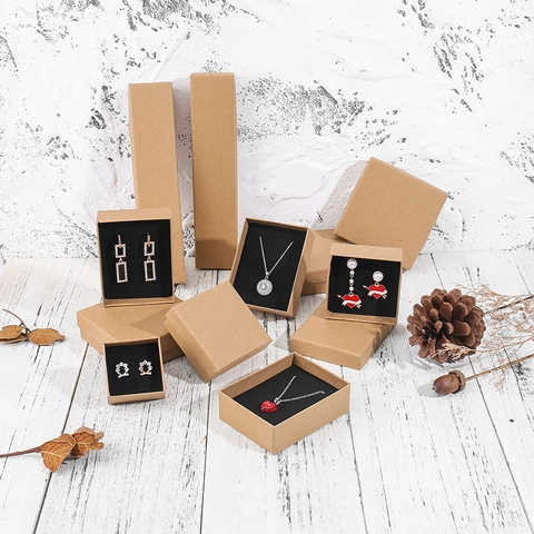 Jewelry Boxes Kraft Paper Cardboard Packaging Storage For Earring Ring Necklace Bracelet Vintage Classic With Sponge